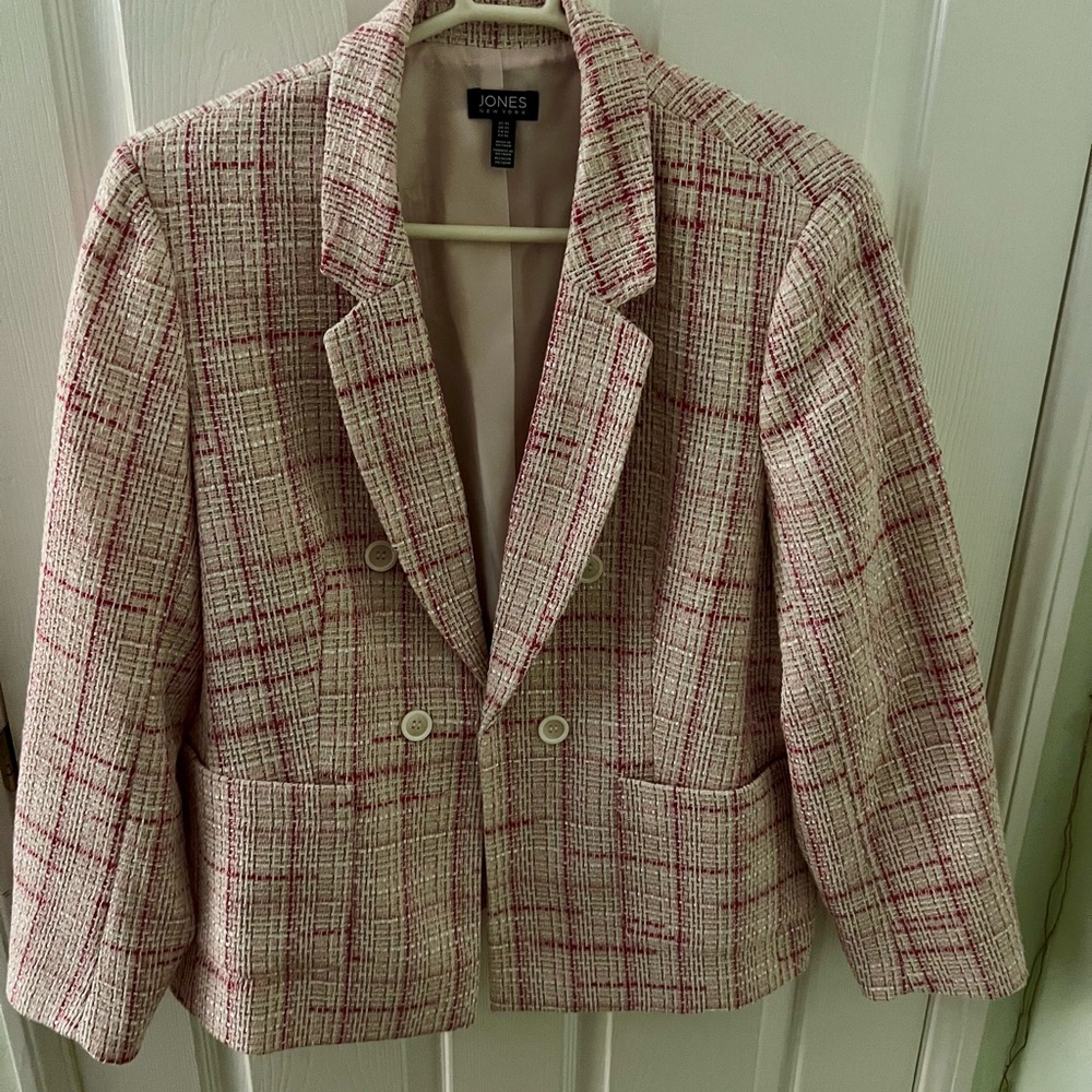Jones New York Cream and Pink Plaid Tweed Blazer in a Size XL